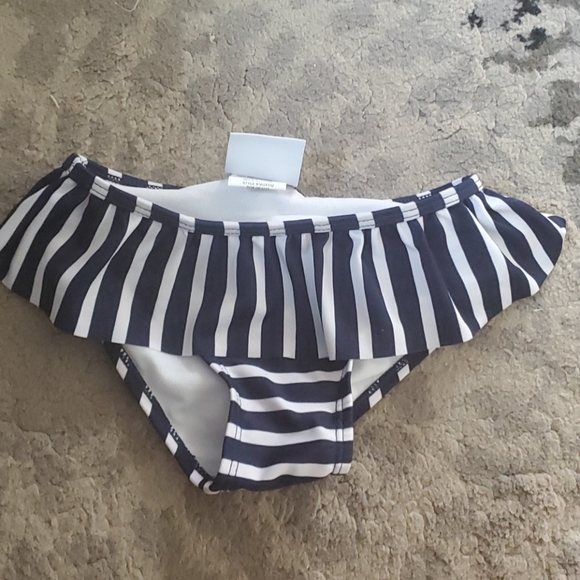 Swim suit set - Picture 3 of 5